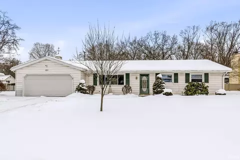 1831 Kenilworth Dr, Elkhart, IN 46514