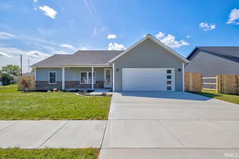 2102 Aruba Dr, Bedford, IN 47421