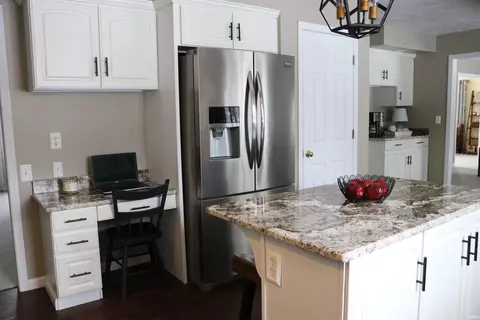 Kitchen - 2106 S 150 E, Peru, IN 46970 photo 5 of 7