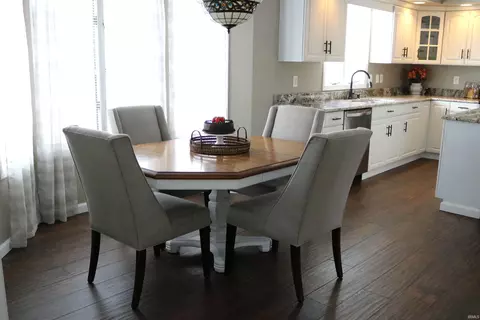 Dining - 2106 S 150 E, Peru, IN 46970 photo 3 of 3