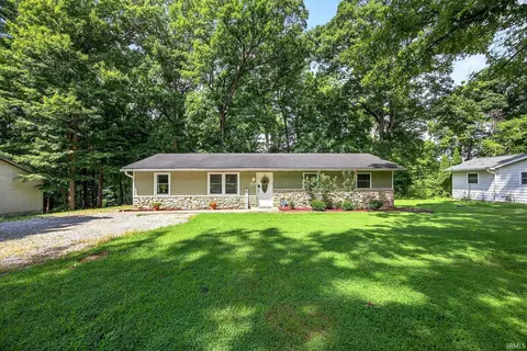 6161 N Shelly Dr, Ellettsville, IN 47429