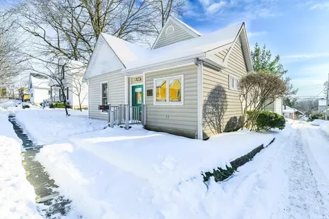 Exterior - 817 W 8th St, Bloomington, IN 47404 photo 2 of 2