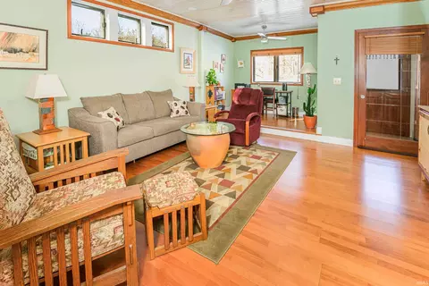 Living - 817 W 8th St, Bloomington, IN 47404 photo 2 of 3