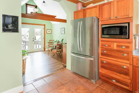 Kitchen - 817 W 8th St, Bloomington, IN 47404 photo 6 of 6