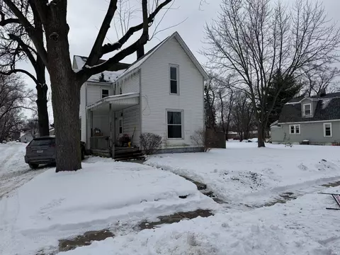 1021 W Cleveland Ave, Elkhart, IN 46516