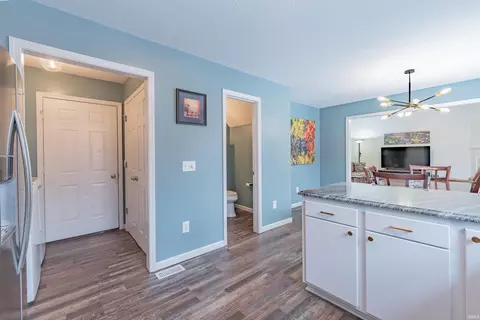 Entry Way - 659 S Solitude Ct, Bloomington, IN 47403 photo 1 of 3