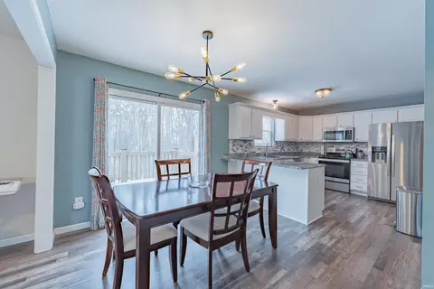 Dining - 659 S Solitude Ct, Bloomington, IN 47403 photo 1 of 2