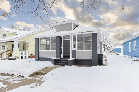 1118 N Brookfield St, South Bend, IN 46628