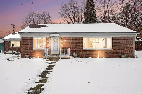 68146 County Road 23 Rd, New Paris, IN 46553