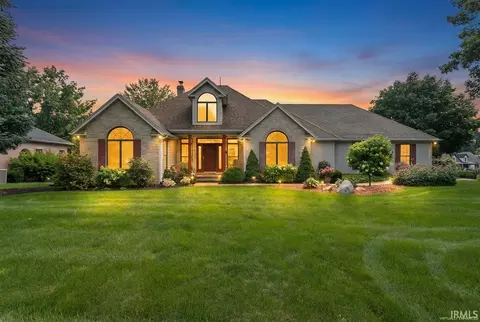 59390 High Pointe Dr, South Bend, IN 46614