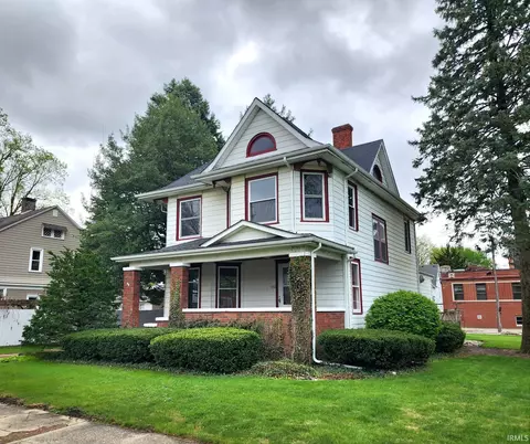 502 E 5th St, Fowler, IN 47944