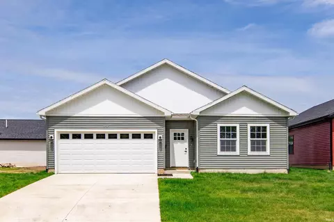 1707 Thornhill Dr, South Bend, IN 46614