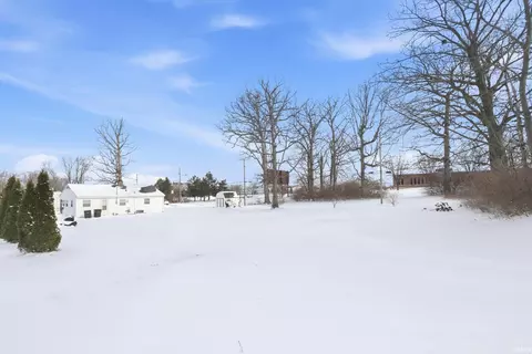 2309 Shadybrook Dr, Fort Wayne, IN 46803