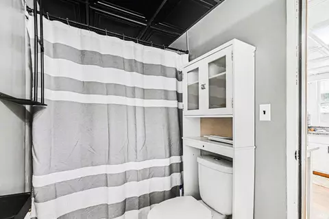 Bath - 602 N Maple St, Lagrange, IN 46761 photo 2 of 2