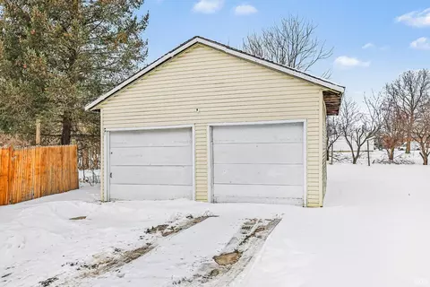 Exterior - 602 N Maple St, Lagrange, IN 46761 photo 4 of 5