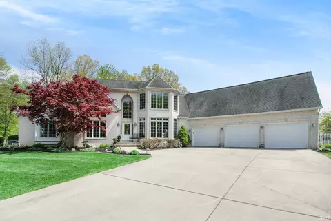 26252 Woodsong Ct, South Bend, IN 46628