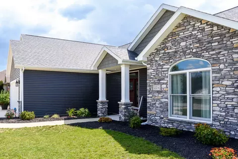 1224 E Monroe St, Decatur, IN 46733