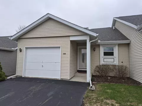 2028 Poppy Ct, Mishawaka, IN 46544