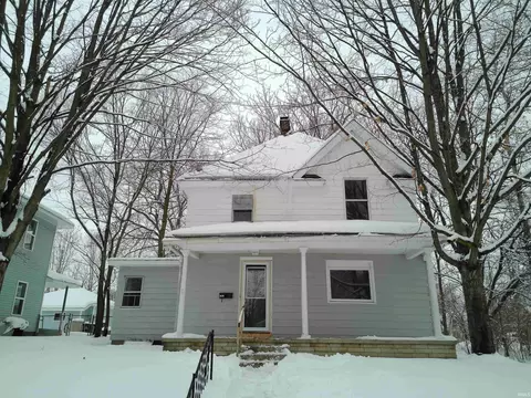 1619 Leer St, South Bend, IN 46613