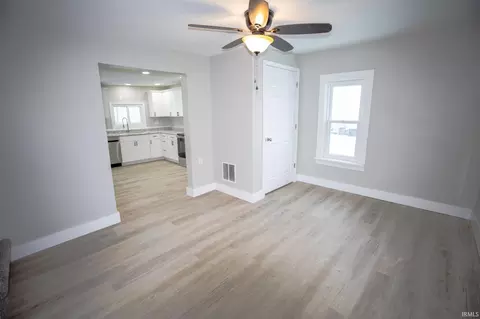 301 E Center St, Bourbon, IN 46504 photo 8