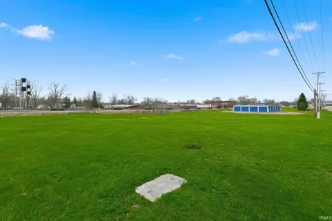 400 W Railroad St, Waterloo, IN 46793 photo 16