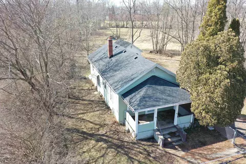 1711 S Burlington Dr, Muncie, IN 47302