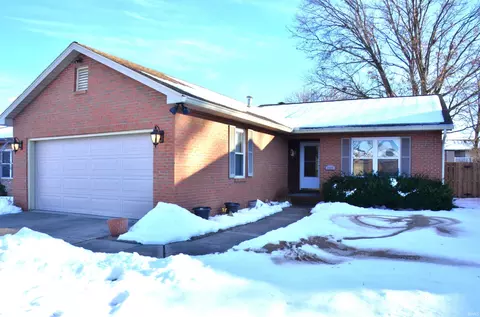 3809 Cinnamon Trl, Evansville, IN 47715