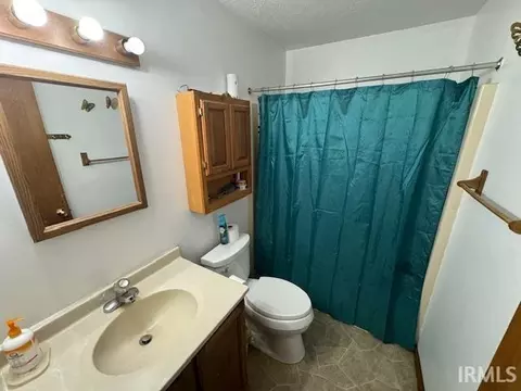 Bath - 505 N Maple St, Lagrange, IN 46761 photo 1 of 1