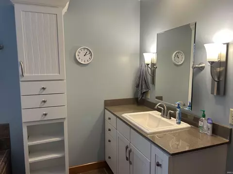 Bath - 10451 E Gramwood Dr, Celestine, IN 47521 photo 2 of 6
