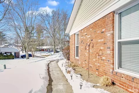 1134 E Regency Dr, Bloomington, IN 47401 photo 4