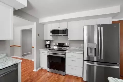 Kitchen - 5708 Countess Dr, Fort Wayne, IN 46815 photo 4 of 5