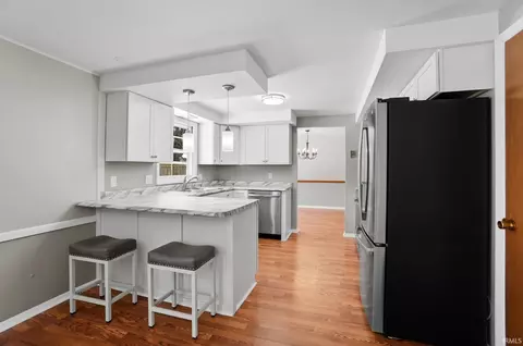 Kitchen - 5708 Countess Dr, Fort Wayne, IN 46815 photo 1 of 5
