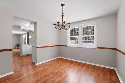 Dining - 5708 Countess Dr, Fort Wayne, IN 46815 photo 2 of 2