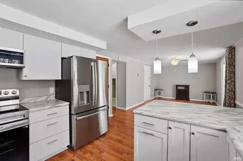Kitchen - 5708 Countess Dr, Fort Wayne, IN 46815 photo 5 of 5