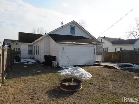 Exterior - 409 E Second St, Mount Vernon, IN 47620 photo 6 of 8