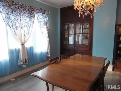 Dining - 409 E Second St, Mount Vernon, IN 47620 photo 1 of 4
