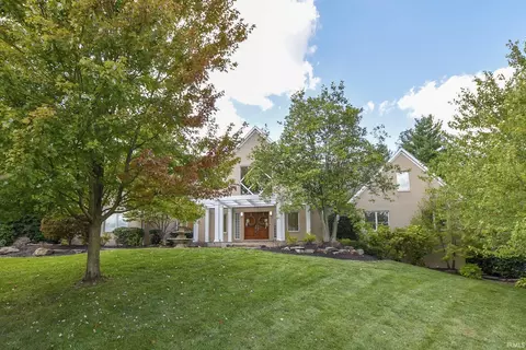 2433 Lakeridge Dr, Newburgh, IN 47630