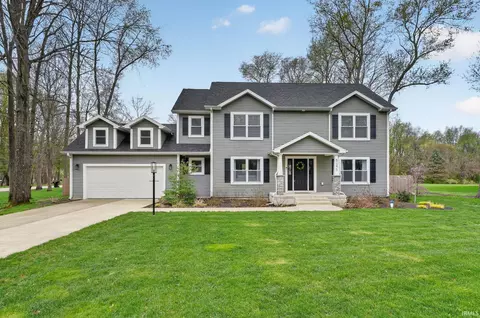 51275 Crooked Oak Dr, Granger, IN 46530