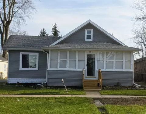 336 W Oak St, Butler, IN 46721