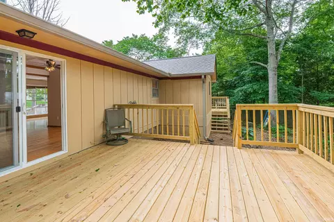 Exterior - 715 Eddington Ct, Bloomington, IN 47401 photo 8 of 11