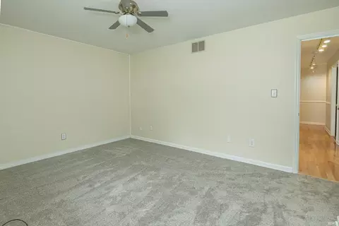 Bedroom - 715 Eddington Ct, Bloomington, IN 47401 photo 4 of 7