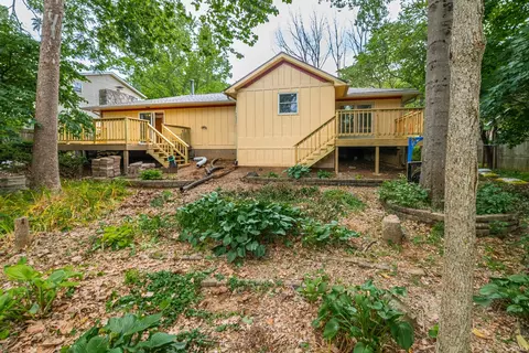 Exterior - 715 Eddington Ct, Bloomington, IN 47401 photo 7 of 11