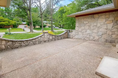 Exterior - 715 Eddington Ct, Bloomington, IN 47401 photo 3 of 11