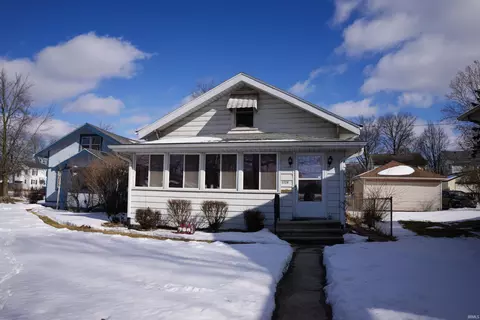 2728 Crescent Ave, Fort Wayne, IN 46805