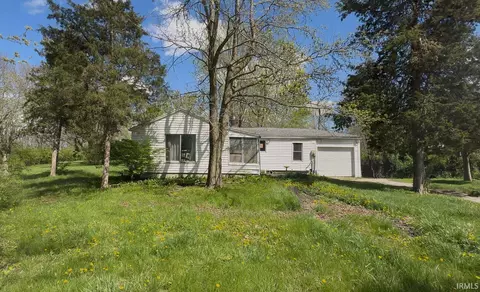 6806 N West County Line Rd, Fort Wayne, IN 46818