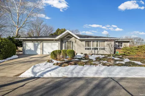 2253 Indian Trail Dr, West Lafayette, IN 47906