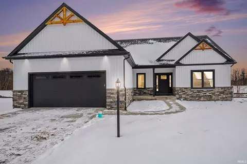 2546 Timberstone Dr, Elkhart, IN 46514