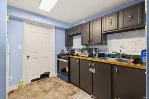 Kitchen - 775 N 777 N Smith Rd, Bloomington, IN 47408 photo 5 of 5