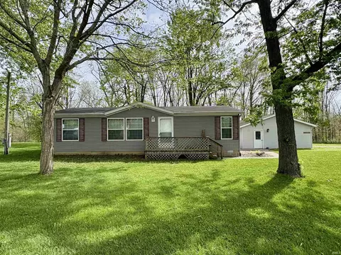 619 E 6th St, Warren, IN 46792