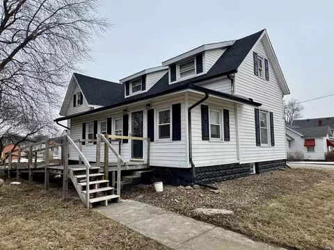 203 E Lyons St, Swayzee, IN 46986